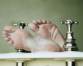Prevenzione dello sviluppo del fungo sulle gambe